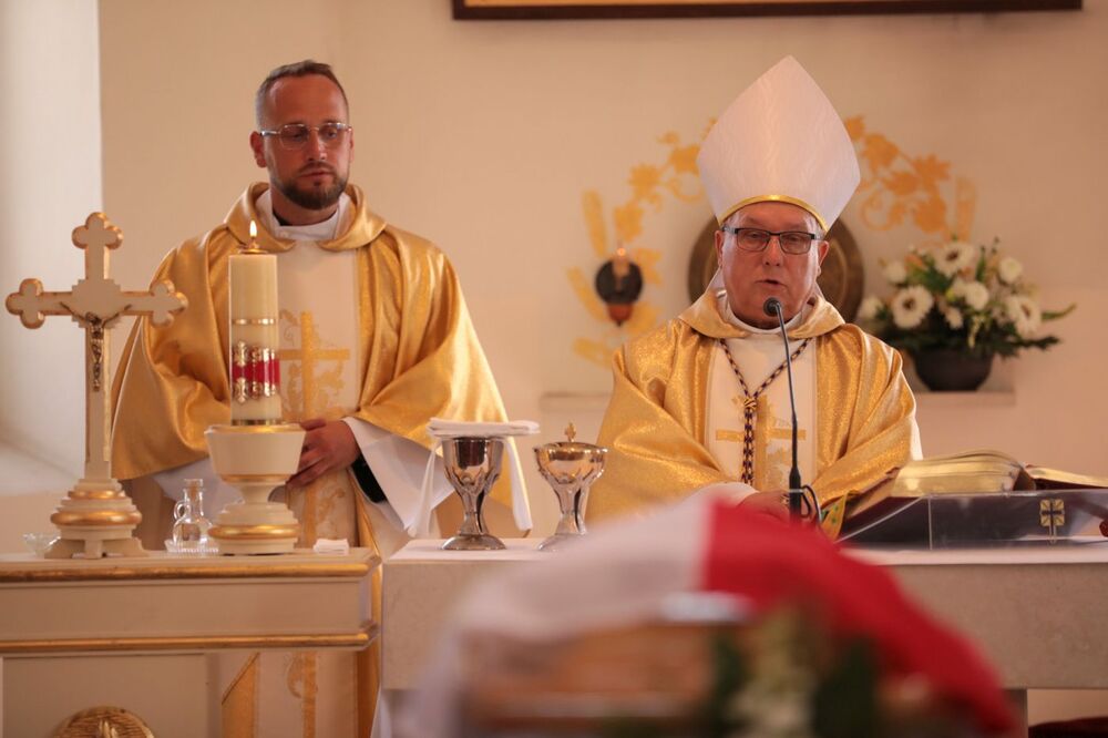 Pożegnanie Romka Lenczewskiego – Łomża, 19 maja 2022. Fot. Mikołaj Bujak (IPN)