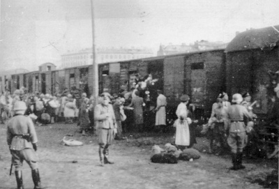 Deportazja warszawskich Żydów do Treblinki, Umschlagplatz