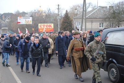 Pogrzeb poległych w 1939 r. polskich żołnierzy w Mościskach na Ukrainie