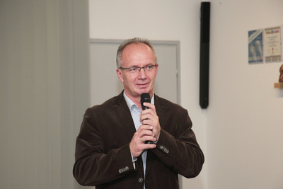 Prof. Krzysztof Szwagrzyk na spotkaniu w Węgierskiej Górce, 26 listopada 2016 (fot. P. Życieński)