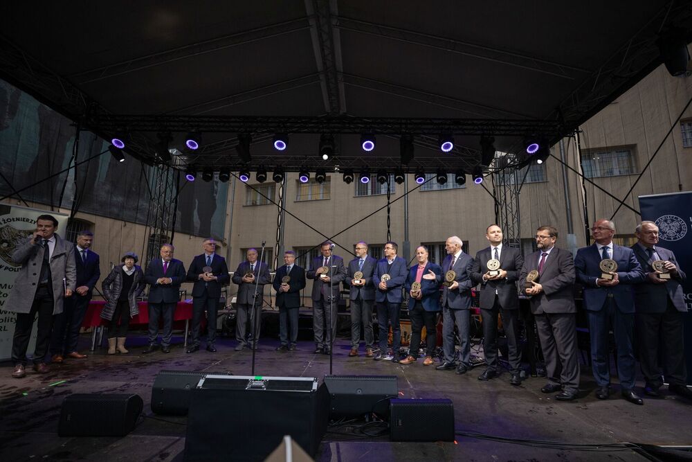 Obchody 74. rocznicy śmierci rtm. Witolda Pileckiego na Rakowieckiej. Fot. Mikołaj Bujak (IPN)