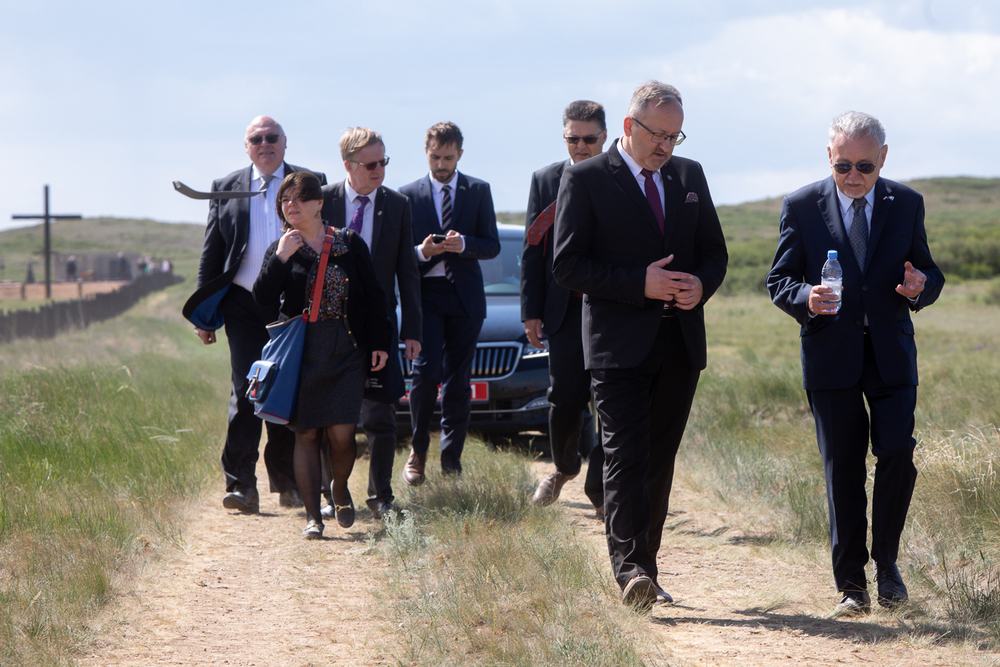 Cmentarz na terenie byłego obozu NKWD w Spassku koło Karagandy – 31 maja 2022. Fot. Sławek Kasper (IPN)