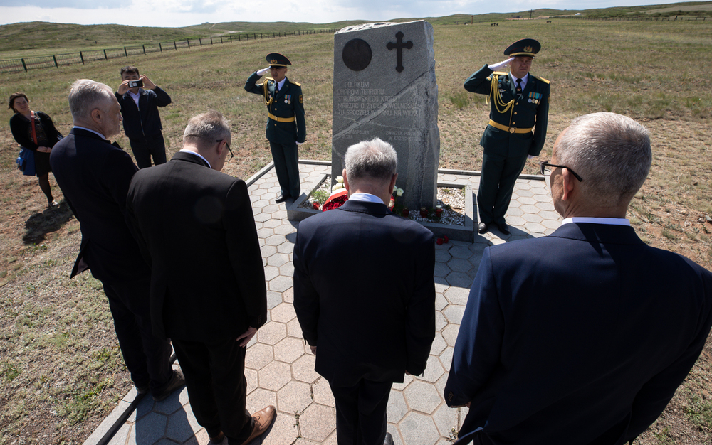 Cmentarz na terenie byłego obozu NKWD w Spassku koło Karagandy – 31 maja 2022. Fot. Sławek Kasper (IPN)