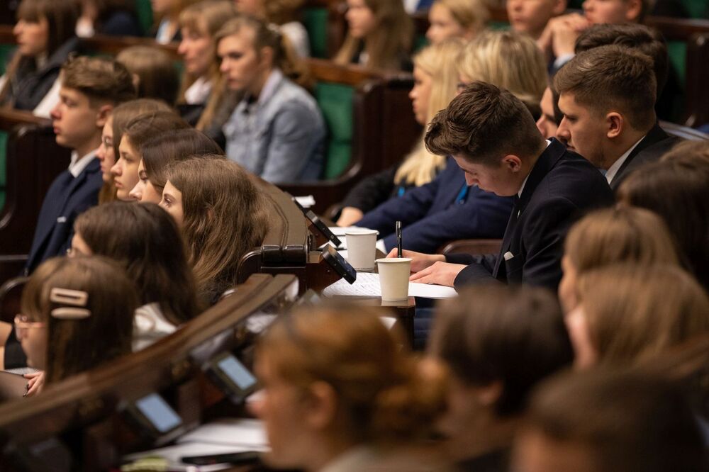 XXVIII sesja Sejmu Dzieci i Młodzieży – 1 czerwca 2022. Fot. Mikołaj Bujak (IPN)