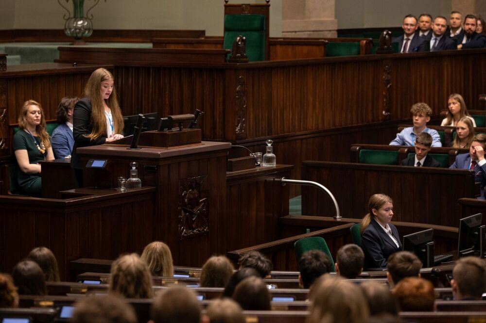 XXVIII sesja Sejmu Dzieci i Młodzieży – 1 czerwca 2022. Fot. Mikołaj Bujak (IPN)