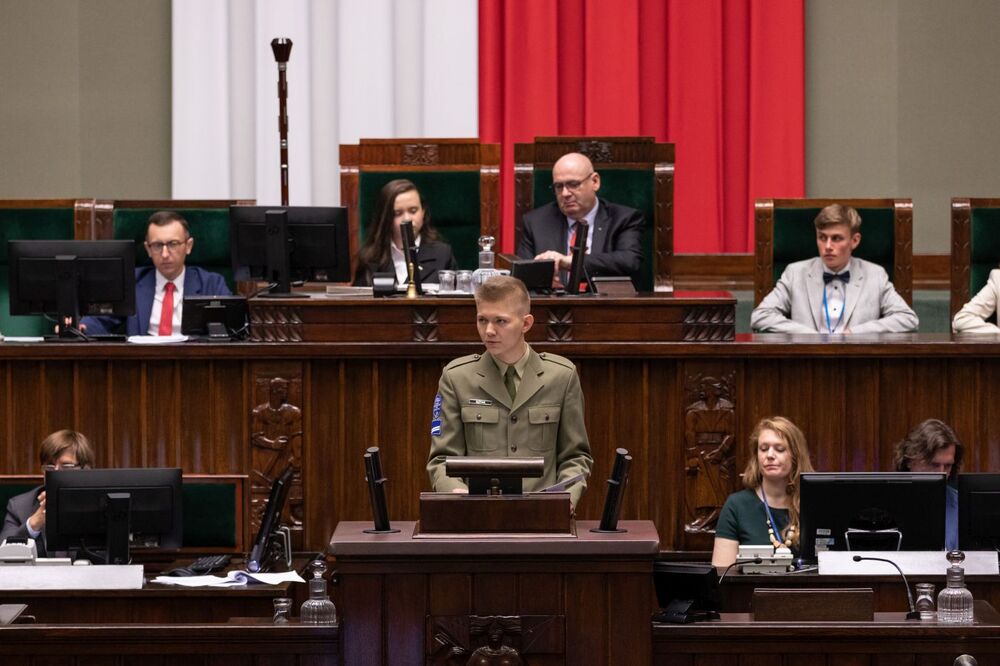 XXVIII sesja Sejmu Dzieci i Młodzieży – 1 czerwca 2022. Fot. Mikołaj Bujak (IPN)