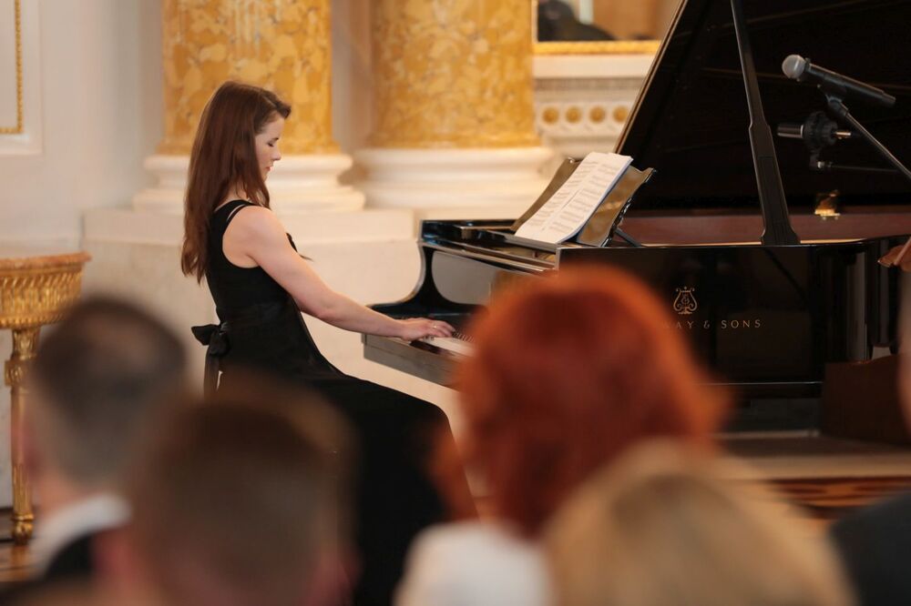 Gala wręczenia nagrody IPN „Kustosz Pamięci Narodowej”. Pianistka Ewa Marianna Sarwińska – Warszawa, 2 czerwca 2022. Fot. Mikołaj Bujak (IPN)