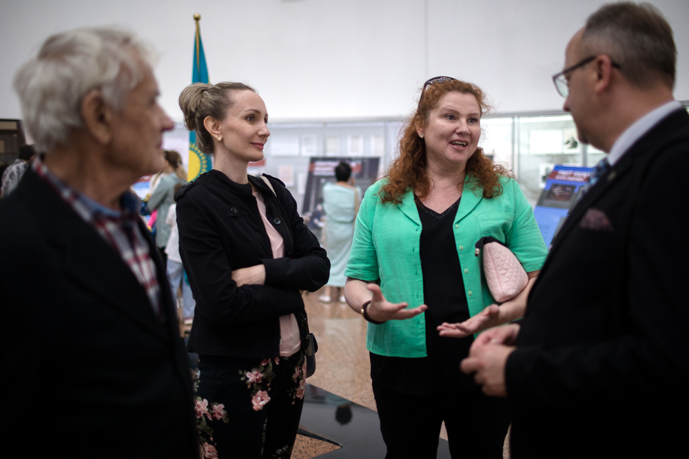 W „Alżir” wiceprezes Polejowski spotkał się z Polakami z Nur-Sultan – 2 czerwca 2022. Fot. Sławek Kasper (IPN)