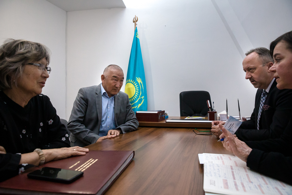 Wiceprezes IPN dr hab. Karol Polejowski spotkał się z dyrektorem muzealno-memoratywnego kompleksu AŁŻIR – 2 czerwca 2022. Fot. Sławek Kasper (IPN)