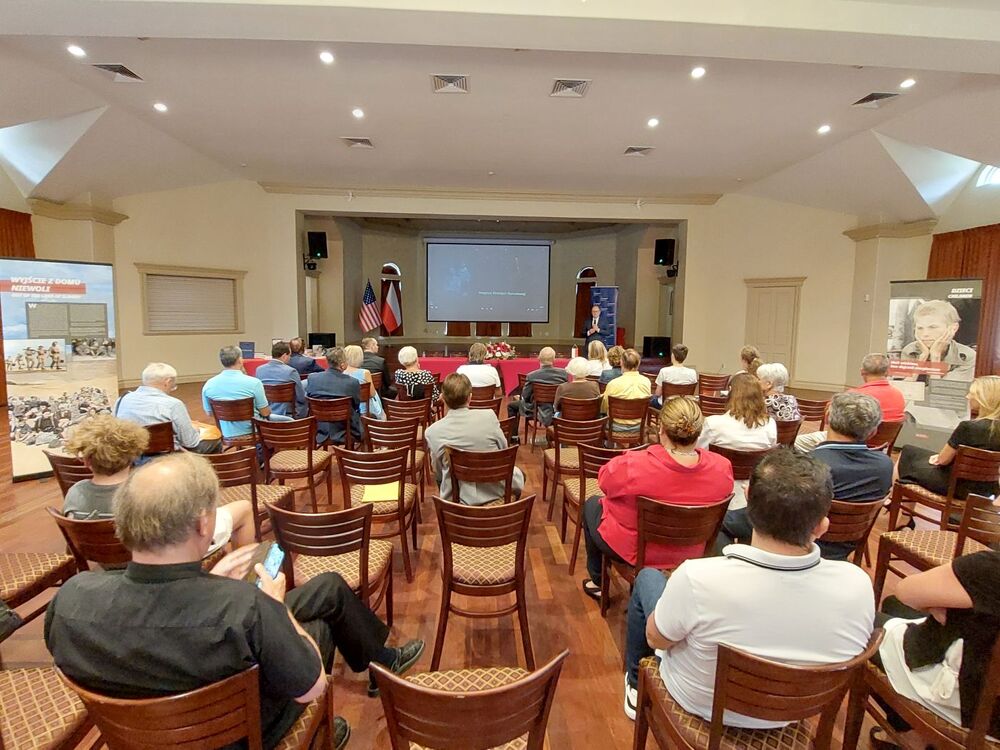 Premiera wystawy „Szlaki Nadziei” w Stanach Zjednoczonych – Houston, 7 czerwca 2022. Fot. Mateusz Kotecki (IPN)