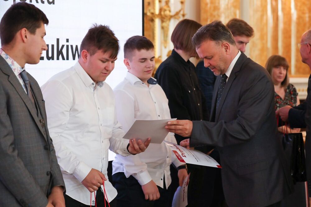 Finał V edycji projektu IPN „Łączka i inne miejsca poszukiwań” – 8 czerwca 2022. Fot. Mikołaj Bujak (IPN)