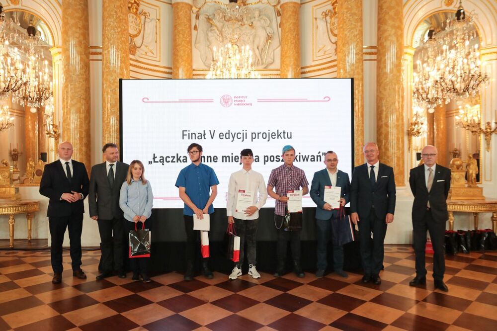 Finał V edycji projektu IPN „Łączka i inne miejsca poszukiwań” – 8 czerwca 2022. Fot. Mikołaj Bujak (IPN)