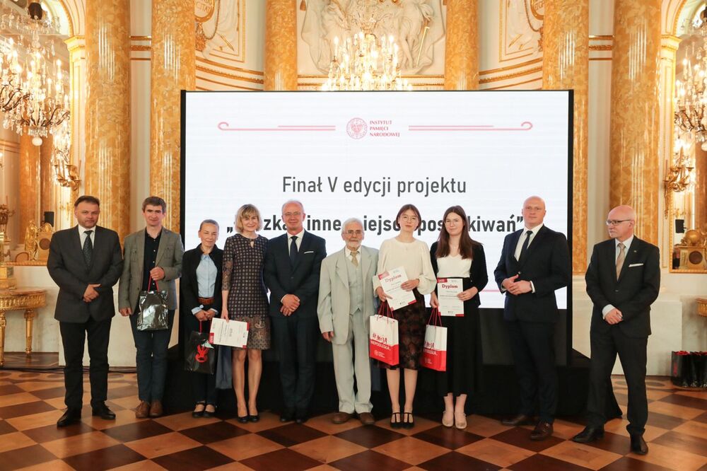 Finał V edycji projektu IPN „Łączka i inne miejsca poszukiwań” – 8 czerwca 2022. Fot. Mikołaj Bujak (IPN)