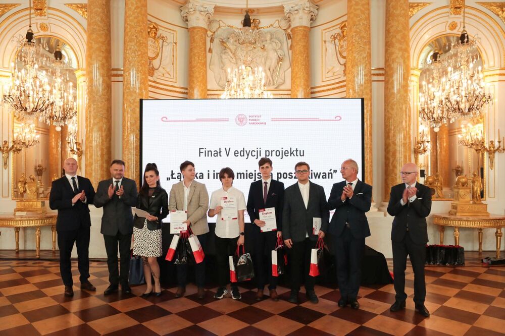 Finał V edycji projektu IPN „Łączka i inne miejsca poszukiwań” – 8 czerwca 2022. Fot. Mikołaj Bujak (IPN)