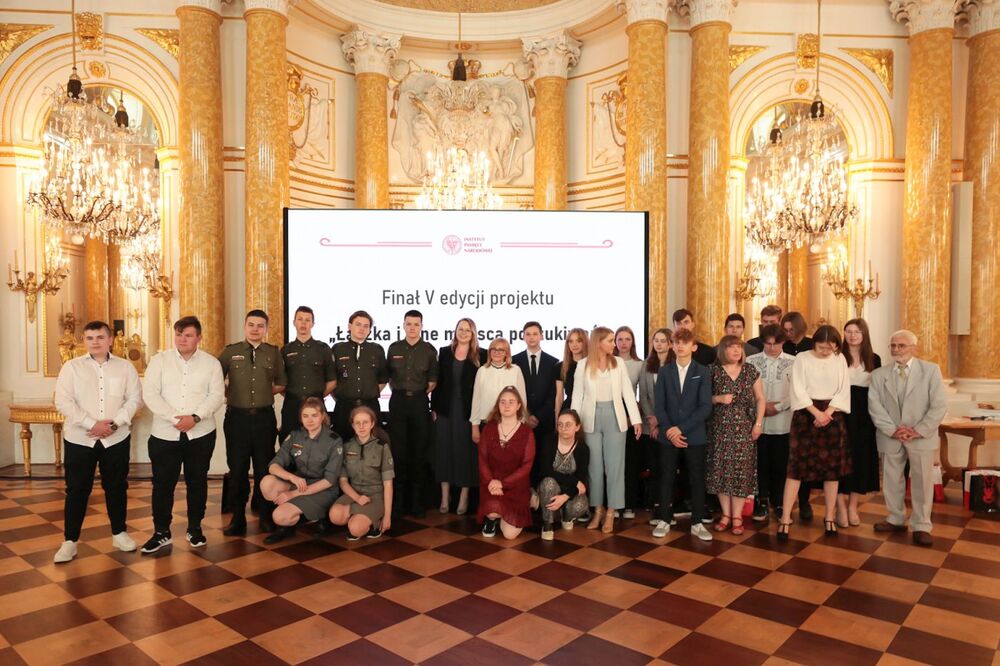 Finał V edycji projektu IPN „Łączka i inne miejsca poszukiwań” – 8 czerwca 2022. Fot. Mikołaj Bujak (IPN)