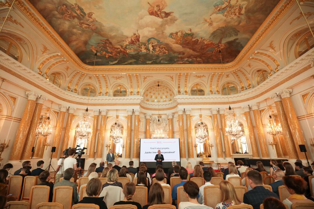 Finał V edycji projektu IPN „Łączka i inne miejsca poszukiwań” – 8 czerwca 2022. Fot. Mikołaj Bujak (IPN)