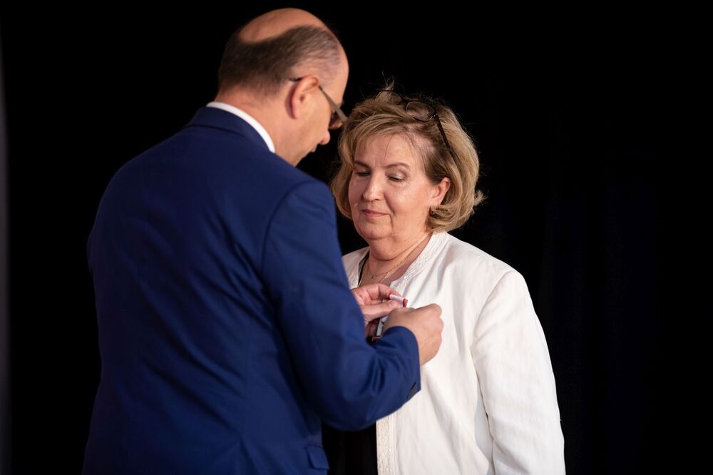 Uroczystość wręczenia Krzyży Wolności i Solidarności – Wrocław, 11 czerwca 2022. Fot. Mikołaj Bujak (IPN)