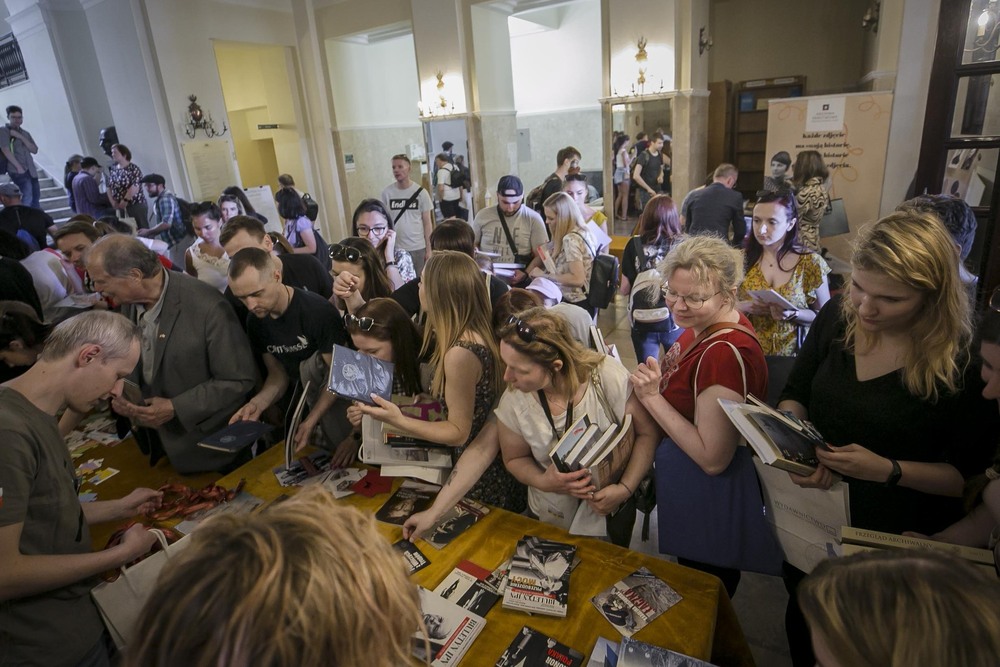 Archiwum Instytutu Pamięci Narodowej na XII Warszawskim Pikniku Archiwalnym – 11 czerwca 2022. Fot. Katarzyna Adamów (AIPN)