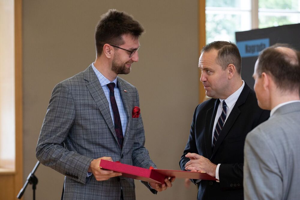 Wręczenie nagród w konkursie Najlepszy Debiut Historyczny Roku w zakresie historii najnowszej za rok 2021 – Warszawa, 14 czerwca 2022. Fot. Mikołaj Bujak (IPN)