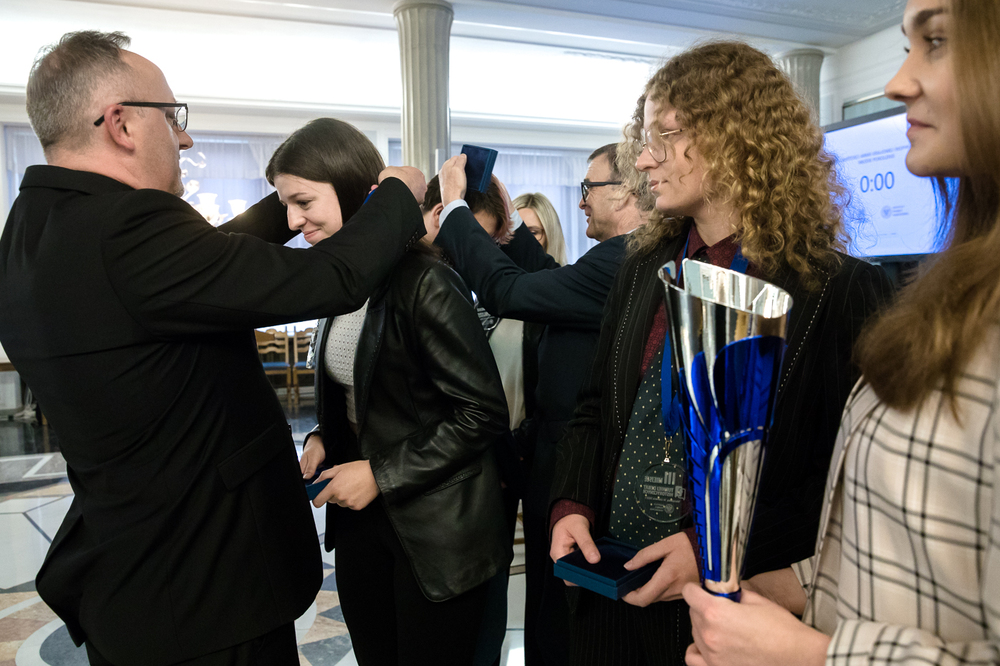 Drużyna z I Liceum Ogólnokształcącego im. Waleriana Łukasińskiego w Dąbrowie Górniczej. Finał VII edycji Turnieju Debat Historycznych – Warszawa, 13 czerwca 2022. Fot. Sławek Kasper (IPN)