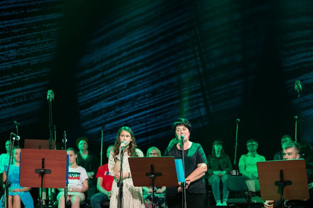 Koncert „Dolny Śląsk” Joszka Brody, inaugurujący projekt kulturalno-edukacyjny „Historia niewypłakana” – Warszawa, 14 czerwca 2022. Fot. Mikołaj Bujak (IPN)