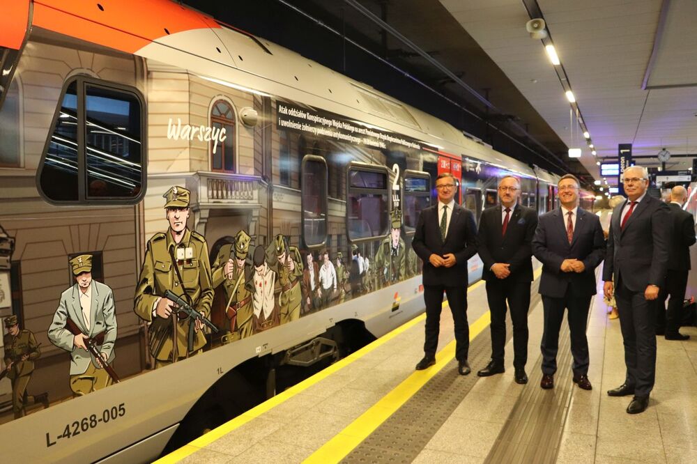 Inauguracja pociągu ŁKA „Warszyc” – Radomsko, 15 czerwca 2022. Fot. Jacek Trajdos (IPN)