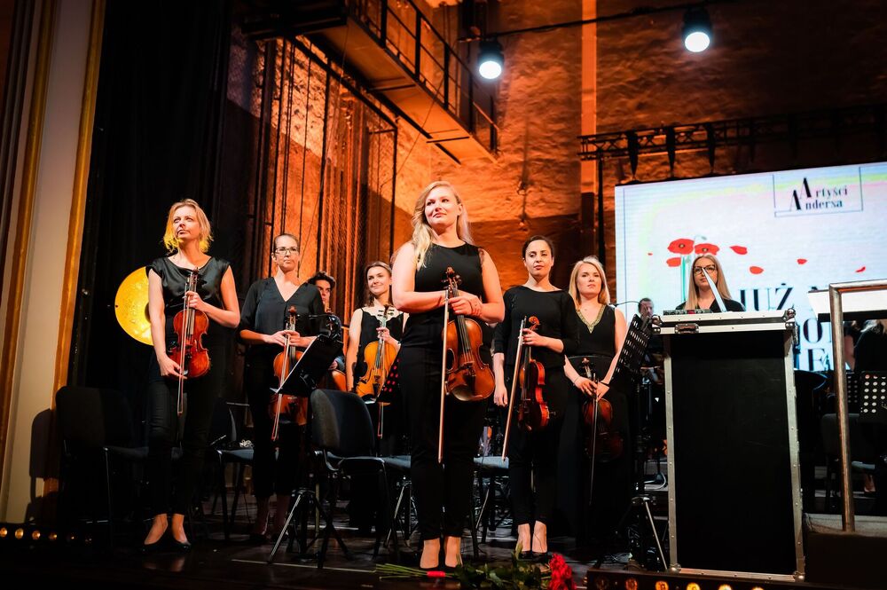 Koncert „Już nie zapomnisz mnie” z cyklu „Artyści Andersa” – Nowy Dwór Gdański, 19 czerwca 2022. Fot. Grzegorz Laskowski