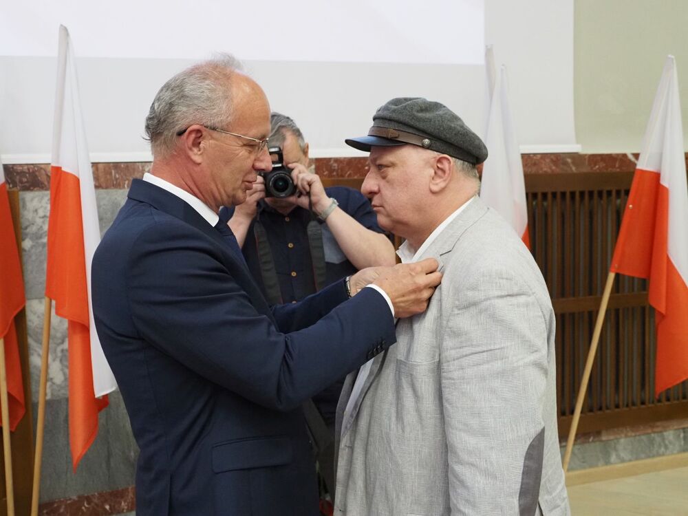 Uroczystość wręczenia Krzyży Wolności i Solidarności działaczom opozycji niepodległościowej z lat 1976–1989 – Radom, 24 czerwca 2022. Fot. IPN