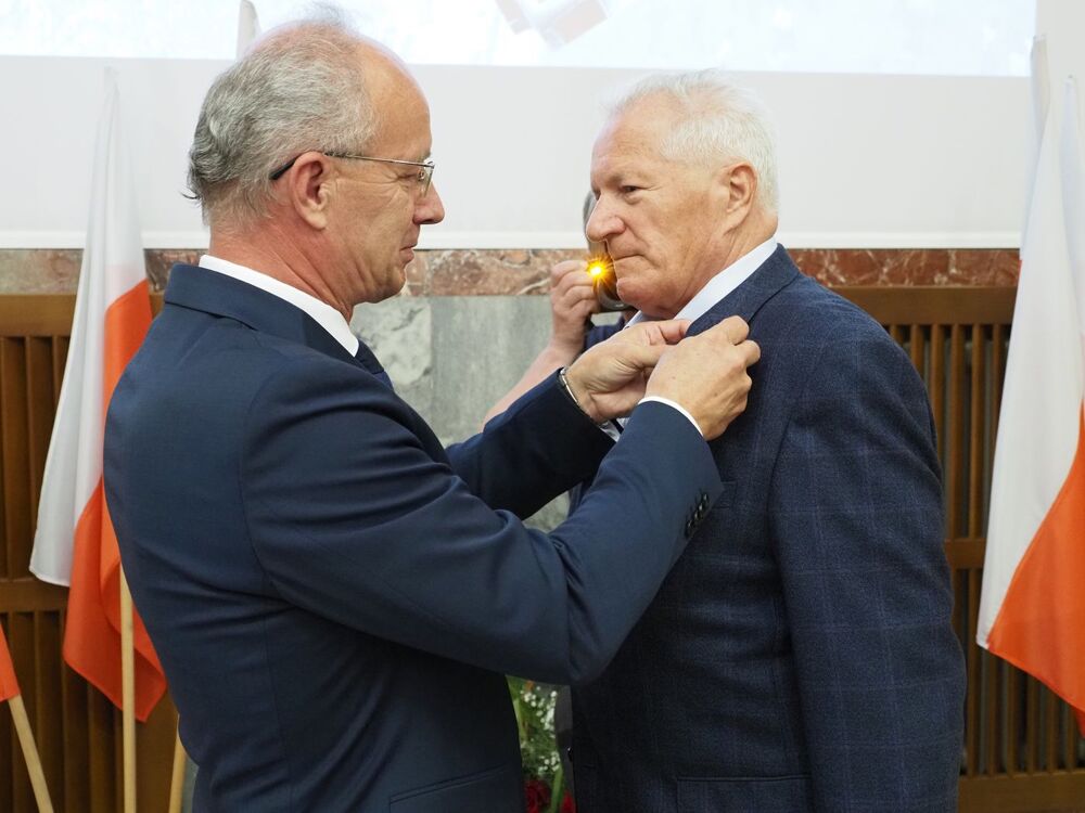 Uroczystość wręczenia Krzyży Wolności i Solidarności działaczom opozycji niepodległościowej z lat 1976–1989 – Radom, 24 czerwca 2022. Fot. IPN