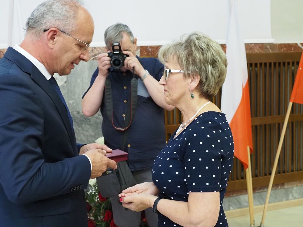 Uroczystość wręczenia Krzyży Wolności i Solidarności działaczom opozycji niepodległościowej z lat 1976–1989 – Radom, 24 czerwca 2022. Fot. IPN