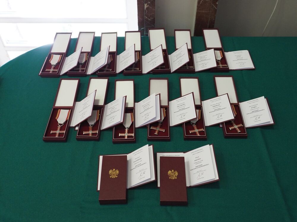 Uroczystość wręczenia Krzyży Wolności i Solidarności działaczom opozycji niepodległościowej z lat 1976–1989 – Radom, 24 czerwca 2022. Fot. IPN