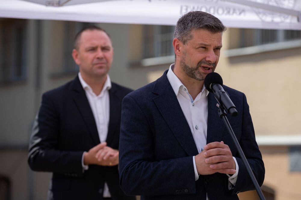 Dr hab. Filip Musiał, dyrektor Muzeum Żołnierzy Wyklętych i Więźniów Politycznych PRL. Konferencja prasowa na temat 8. etapu prac poszukiwawczych przy Rakowieckiej 37 – Warszawa, 28 czerwca 2022. Fot. Mikołaj Bujak (IPN)