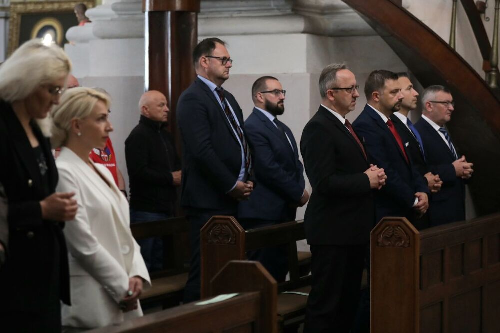 Msza św. w katedrze św. Apostołów Piotra i Pawła w Łucku – 10 lipca 2022. Fot. Mikołaj Bujak (IPN)