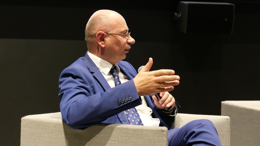 Wiceprezes IPN dr Mateusz Szpytma podczas dyskusji poświęconej zbrodni w Ponarach – Wilno, 10 lipca 2022. Fot. Katarzyna Pronobis (IPN)