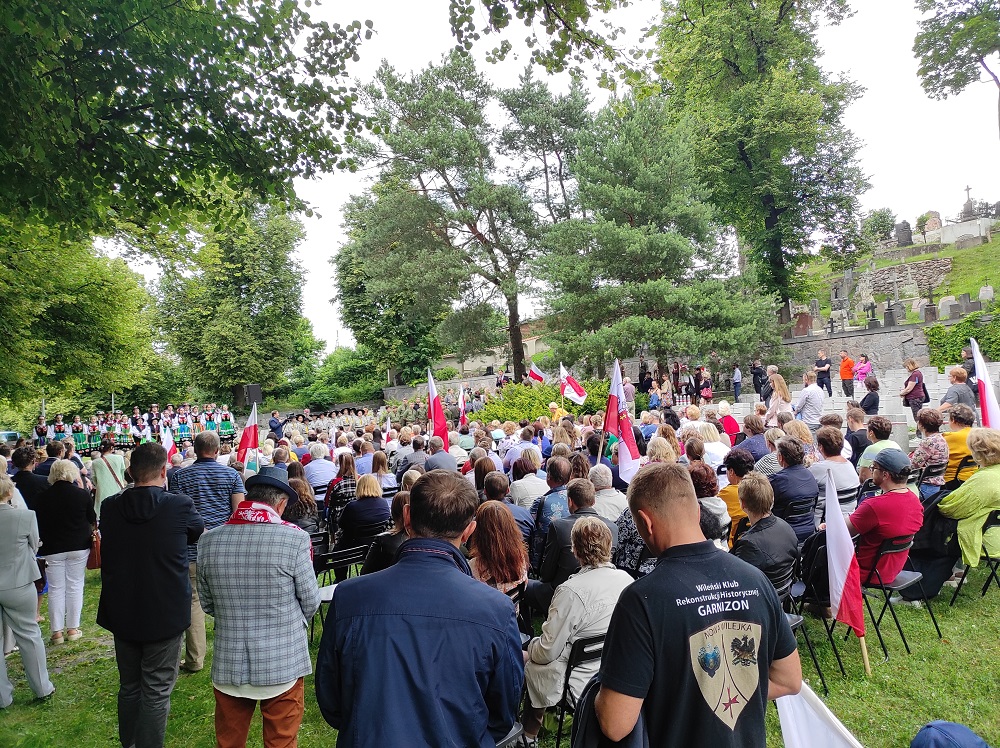 XVI Polonijne spotkania z historią najnowszą. Uroczystości rocznicy operacji Ostra Brama na Cmentarzu na Rossie w Wilnie. Fot. Mateusz Marek (IPN)
