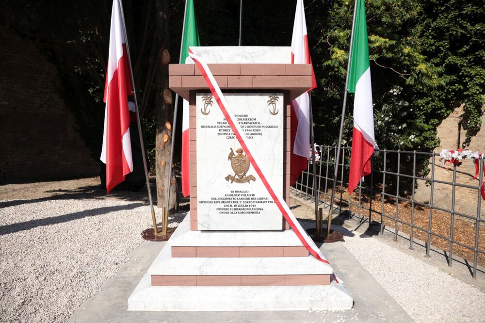 Obchody 78. rocznicy wyzwolenia Ankony przez żołnierzy 2. Korpusu Polskiego – 18 lipca 2022. Fot. Mikołaj Bujak (IPN)