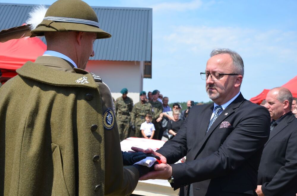 Uroczystości pogrzebowe 14 żołnierzy Wojska Polskiego zamordowanych w lipcu 1946 r. przez nacjonalistów ukraińskich – Jawornik Ruski, 29 lipca 2022. Fot. Katarzyna Gajda-Bator IPN O/Rzeszów
