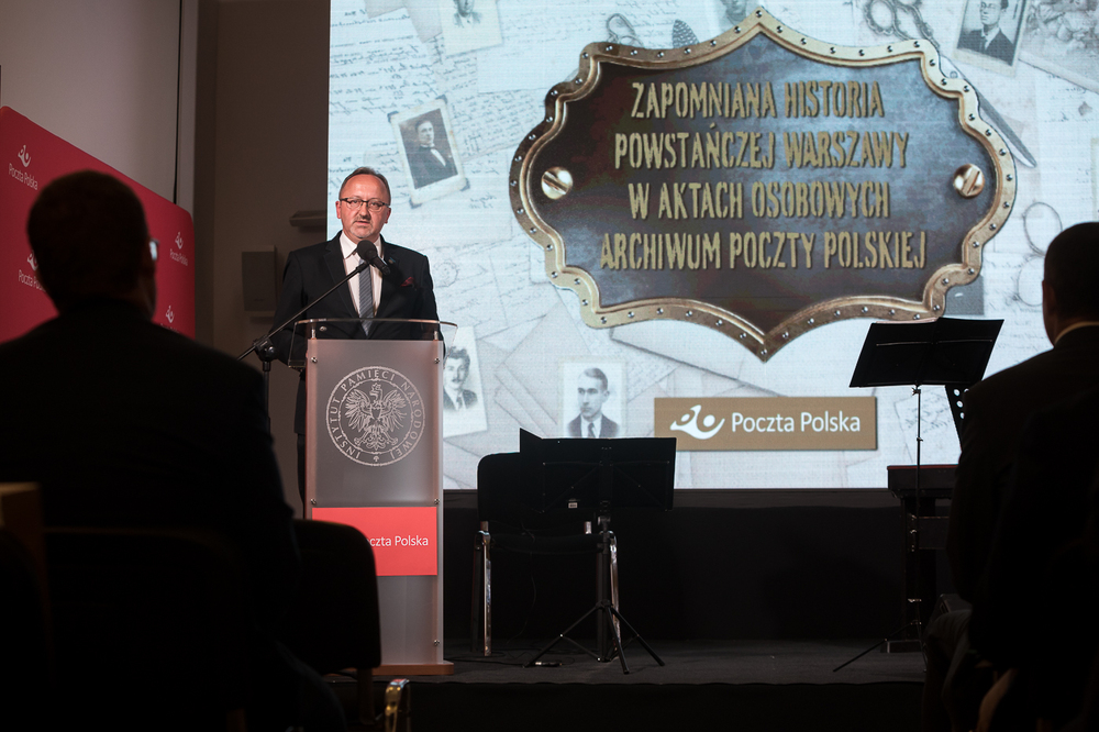 Dr hab. Karol Polejowski, zastępca prezesa IPN. Prezentacja drugiego tomu albumu o pocztowcach w powstaniu warszawskim – Warszawa, 5 sierpnia 2022. Fot. Sławek Kasper (IPN)