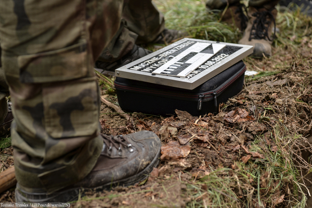 Muczne: poszukiwanie szczątków ofiar zbrodni UPA. Fot. ks. Tomasz Trzaska (IPN)