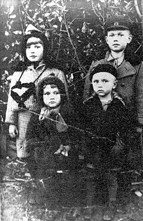 Deportowane dzieci. Kontoszyn, rejon barnaulski, 1940 r.