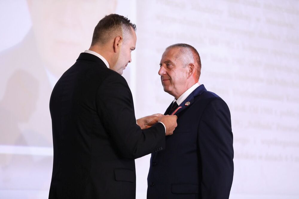 Uroczystość wręczenia Krzyży Wolności i Solidarności działaczom opozycji antykomunistycznej – Gdańsk, 31 sierpnia 2022. Fot. Mikołaj Bujak (IPN)