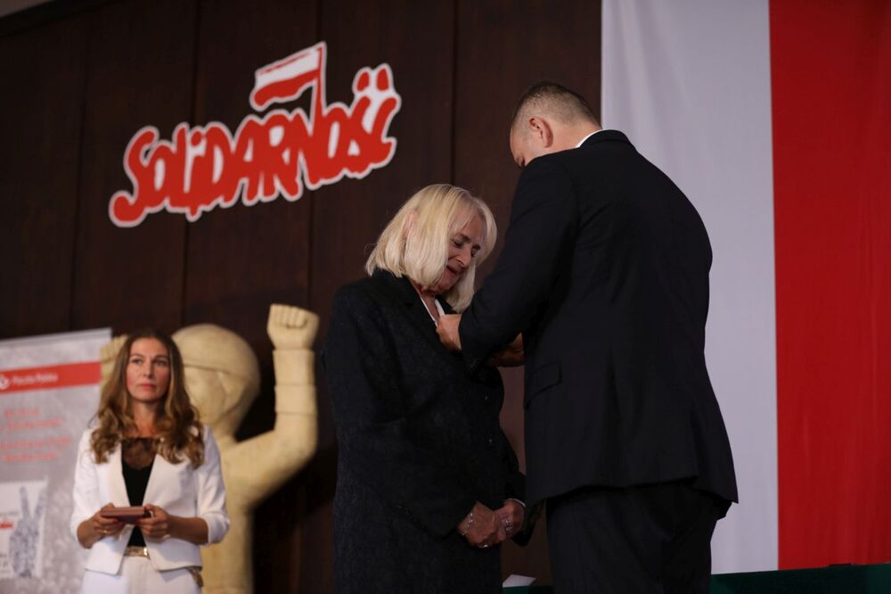 Uroczystość wręczenia Krzyży Wolności i Solidarności działaczom opozycji antykomunistycznej – Gdańsk, 31 sierpnia 2022. Fot. Mikołaj Bujak (IPN)