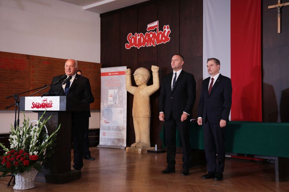 Uroczystość wręczenia Krzyży Wolności i Solidarności działaczom opozycji antykomunistycznej – Gdańsk, 31 sierpnia 2022. Fot. Mikołaj Bujak (IPN)