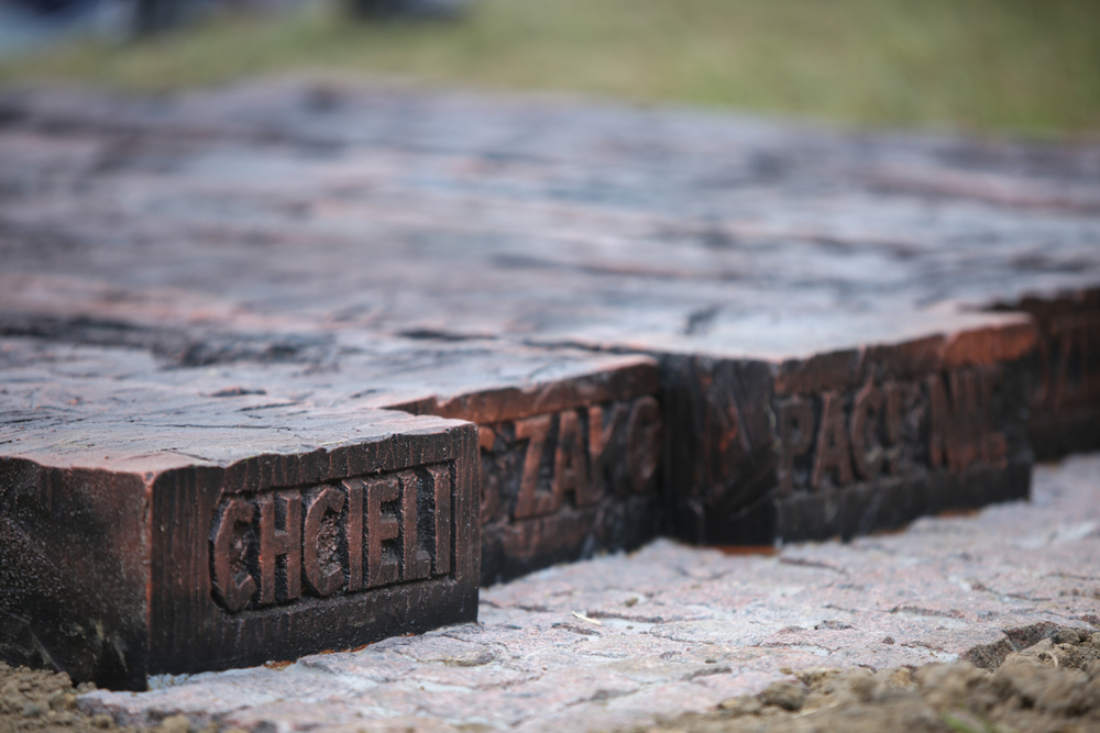 Uroczystość odsłonięcia Pomnika Żołnierzy Wyklętych Niezłomnych w Mielcu – 3 września 2022. Fot. Sławek Kasper (IPN)