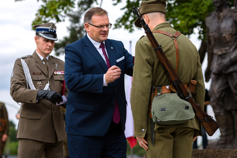 Uroczystość odsłonięcia Pomnika Żołnierzy Wyklętych Niezłomnych w Mielcu – 3 września 2022. Fot. Sławek Kasper (IPN)