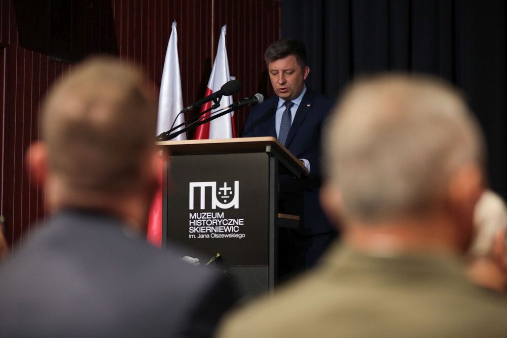 Uroczyste nadanie Muzeum Historycznemu w Skierniewicach imienia Jana Olszewskiego. Na zdj. Michał Dworczyk, szef KPRM – 5 września 2022. Fot. Mikołaj Bujak (IPN)