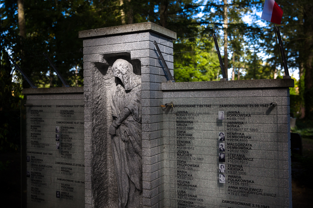 Grób Polek zamordowanych w KL Ravensbrück – 6 września 2022 Fot. Sławek Kasper (IPN)