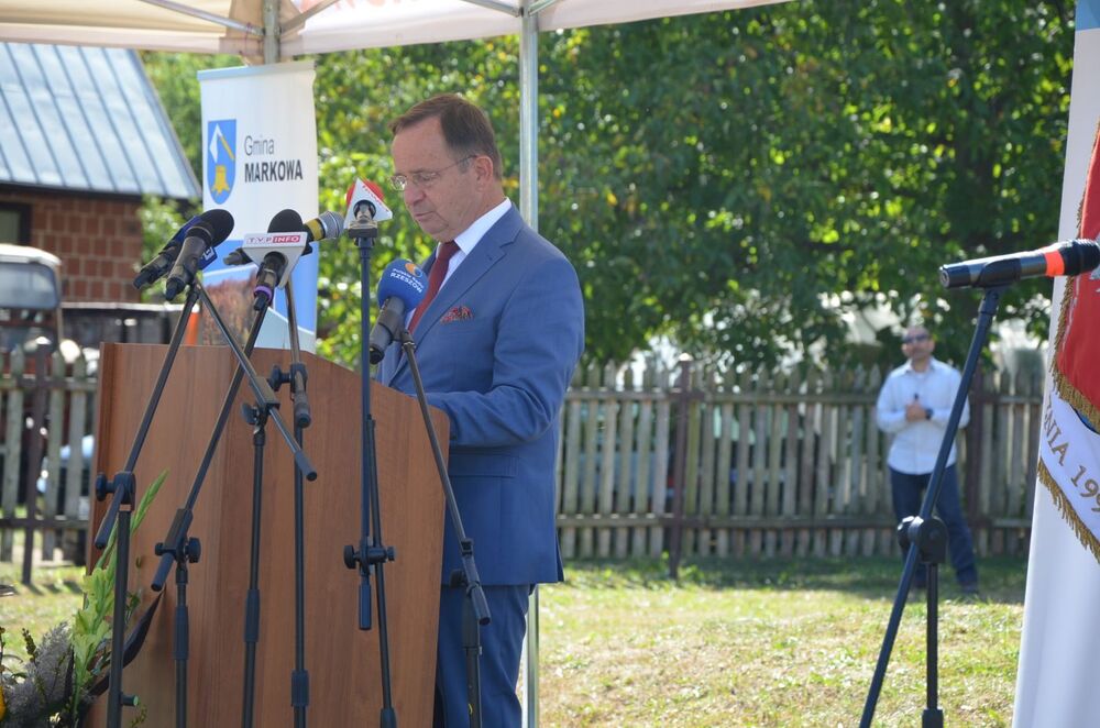 Władysław Ortyl, marszałek województwa podkarpackiego. Uhonorowanie Abrahama Izaaka Segala odznaką „Zasłużony dla Województwa Podkarpackiego” – Markowa, 6 września 2022. Fot. Katarzyna Gajda-Bator (IPN)