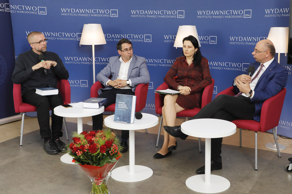 Dyskusja o książce „Stan badań nad pomocą Żydom na ziemiach polskich pod okupacją niemiecką – przegląd piśmiennictwa” – Warszawa, 7 września 2022. Fot. Piotr Życieński (IPN)