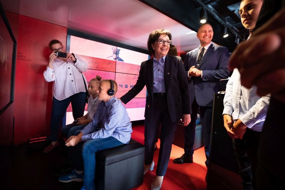 „Gra szyfrów” – mobilny showroom – Warszawa, 14 września 2022. Fot. Mikołaj Bujak (IPN)